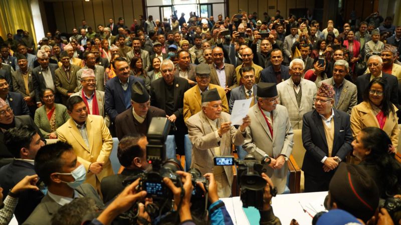 राष्ट्रपति पदका लागि पाैडेल र नेम्वाङद्वारा उम्मेदवारी