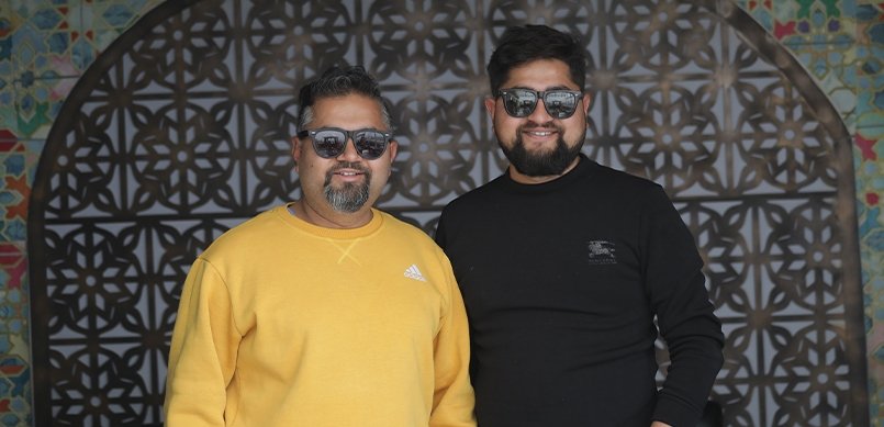 अस्ट्रेलियाबाट फर्किएका दुई युवाको स्वदेशमै पौरख, सञ्चालन गरे ‘हाँडी बिरयानी’ !